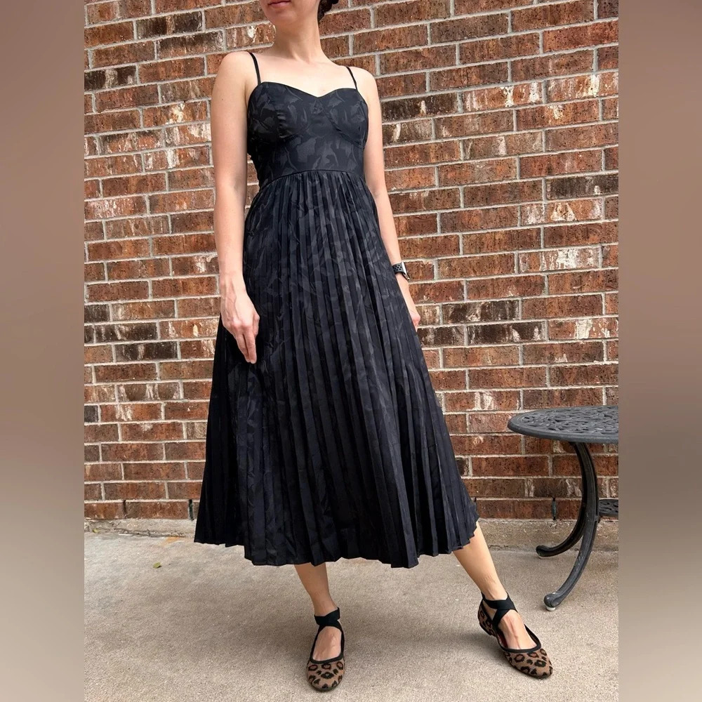 Lulus Black Satin Jacquard Pleated Midi Dress